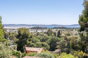 BRIGHT 100 m with TERRACE and SEA VIEW